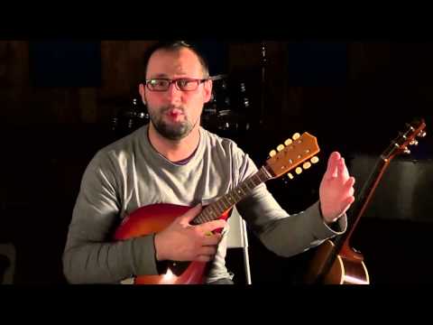 CHITARRA E MANDOLINO: 2 STRUMENTI DIVERSI? CHITARRA E MANDOLINO: 2 STRUMENTI DIVERSI?