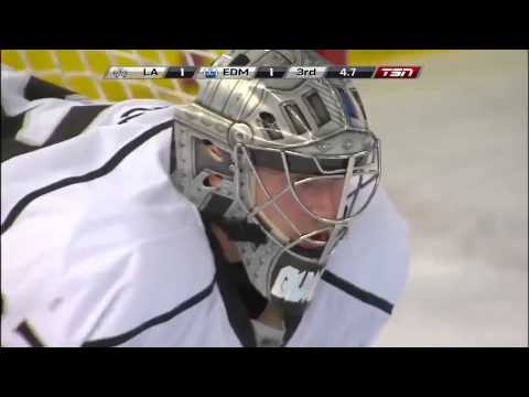 mokyboy11 - Nail Yakupov ties the game in the closing seconds with a fantastic bat-in rebound.