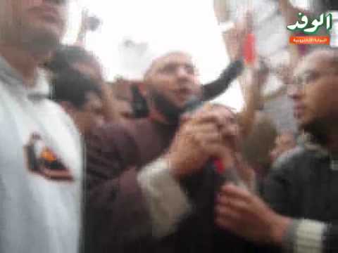 أحمد وعلا يعقدان قرانهما بميدان التحرير