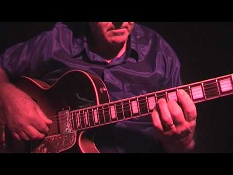 Auld Lang Syne - Traditional arranged by Bill Tyers