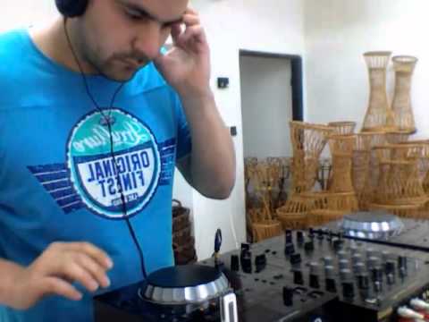 how to sync virtual dj with mixer