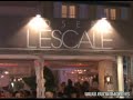 pudimos verlos en yate en los alrededores de la costa francesa. la pareja provech� la puesta de sol para volver a la costa e ir a cenar a un restaurante.