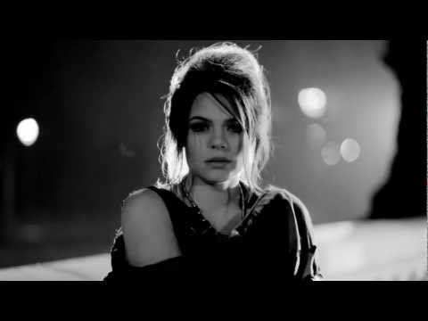 Schmidt - http://wmg.cc/SCHMIDThsgAmazon http://wmg.cc/SchmidtHSGiTunes www.femmeschmidt.com HEART SHAPED GUN