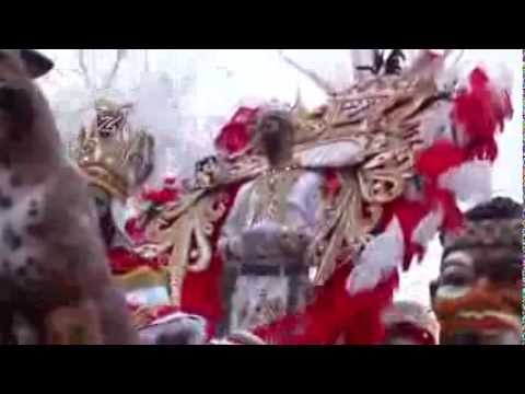mardi gras parade - It was a cold and wet Mardi Gras 2014, but King Zulu, Garren Mims and his queen, Georgette Mims, showed how New Orleans throws a party!!!! It was 36 degreed ...