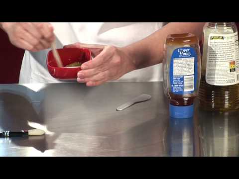Natural Skin Care : How to Make an Egg Yolk Face Mask