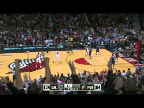 Trailblazers - LaMarcus Aldridge beats the buzzer for the game-winning bucket as Blazers come back to defeat the Mavericks.