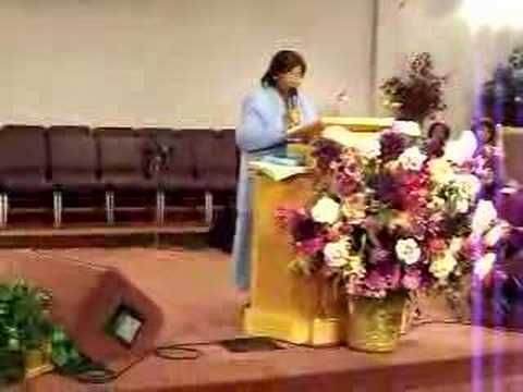invisbible - YOU CAN FEEL THE POWER OF GOD THROUGH THESE VIDEOS! Dr. Eulah M. Nelson preaching sunday morning