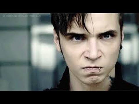 Andy Biersack fight Vancouver Black Veil Brides (HIGH QUALITY)
