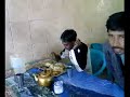 arap yemek  yiyo