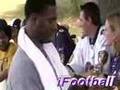 Football-Ravens-NFL-Steve-McNair-Signs-autographs-Training-C