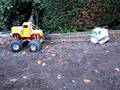 Monstertruck vs dozer