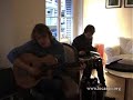rendez vous dans l'hotel habituel des artistes na�ve... apr�s quelques h�sitations sur le lieu de la session, la petite cuisine aurait �t� un d�cor plus sympathique, mais le groupe ne s'y sentait pas � l'aise. on se retrouve dans le salon, un vrai calvaire � filmer. la lumi�re dans le dos, un grand vide entre les quatre membres du groupe... et pas moins de deux micros pour arriver � capturer les m�lodies des belges de girls in hawaii. alors si il est vrai que nous sommes un peu d��us cot� image, les versions acoustiques subliment les derniers morceaux tir�s de l'album plan your escape. musicalement un grand moment dans ce petit hall d'h�tel... comme quoi quelles que soient les conditions certains groupes peuvent nous emmener dans leur univers avec simplicit� et g�n�rosit�. 

www.planyourescape.be 

www.lecargo.org