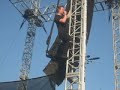 Kaiser Chiefs - Ricky Climbs the Scaffold