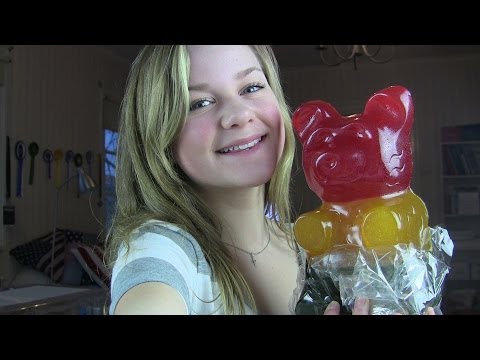 World's Largest Gummy Bear - Vat19.com