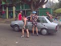 recolectando fondos para el año viejo