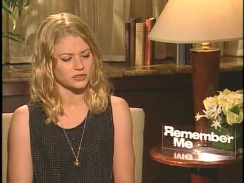 Emilie De Ravin