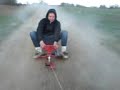 Alram åker snowracer
