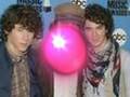 videos de Jonas Brothers Read Description