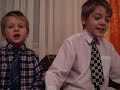 A sosit craciunul - micul ONISIM si TIMOTEI NITA (COLIND)