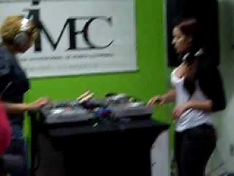 NeoumNeoum - Duelo de DJS na AIMEC em Balneario Camboriu SC @ 15.05.09 @ DJ Erika VS DJ Neoum.