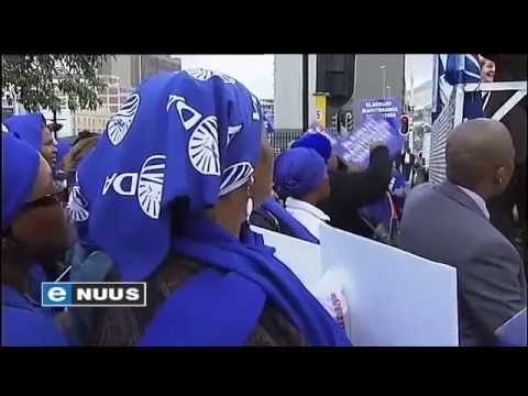 “Betaal jou papgeld” / “Pay your papgeld” “Betaal jou papgeld” / “Pay your papgeld”