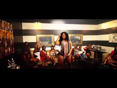 Laroo feat. Trina x Too Short x Tradez – Upside Down (Music Video) (@LaRooThh, @Trinarockstarr, @jacktradez, @tooshort)