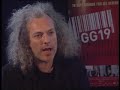 mit beitr�gen von 25 drehbuchautoren, 19 regisseurinnen und der unterst�tzung namhafter schauspieler, darunter kurt kr�mer, anna thalbach, katharina wackernagel, karoline eichhorn und anna loos, hat der berliner regisseur und produzent harald siebler unsere grundrechte, also die ersten 19 artikel des grundgesetzes der bundesrepublik deutschland, zu einem besonderen film komponiert. 149 minuten und 19 spannende, komische und anr�hrende kapitel �ber unsere verfassungswirklichkeit:

19 gute gr�nde f�r die demokratie