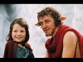 narnia con la música de abba de fondo