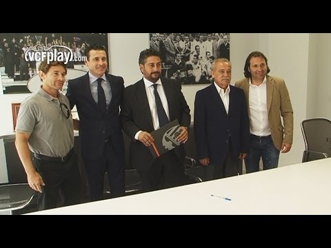 Valencia CF: La Academia GloVal firma la colaboración con las Escuelas de Alicante y Murcia Valencia CF: La Academia GloVal firma la colaboración con las Escuelas de Alicante y Murcia