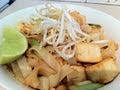 HOW TO MAKE PAD THAI HOW TO MAKE PAD THAI