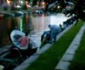man in de gracht