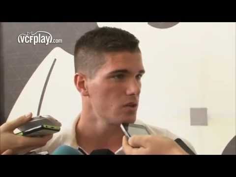 Valencia CF: De Paul: 'Estamos trabajando muy duro para dar alegrías a los aficionados' Valencia CF: De Paul: 'Estamos trabajando muy duro para dar alegrías a los aficionados'