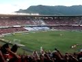 3 parachutists land into Maracanã