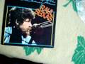 videos de Guilherme Jabur mostra LP  Grandes Sucessos do Raul Seixas