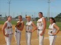 videos de Victoria playing fast pitch softball with the Mustangs
