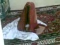 Video for نقاشي يک دخترکوچک درحال نماز خواندن