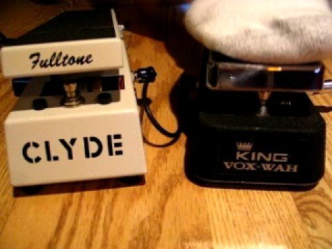 Fuzzbot71 - Wah wah shootout between Fulltone standard Clyde and 70's Thomas Organ King Vox Wah w/TDK inductor.