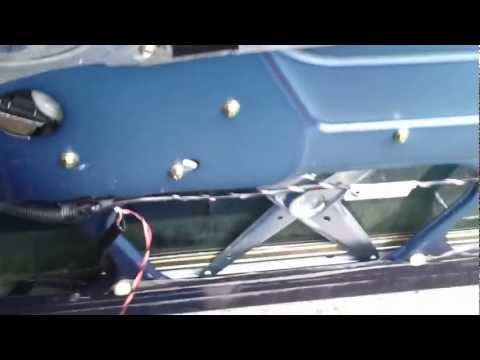 Land Rover Discovery 2 2002 – Window Regulator replacement