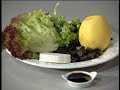 Lechugas con queso de cabra y vinagreta de ciruela