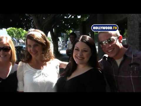 Watch 'Nia Vardalos Leaves The Ivy'