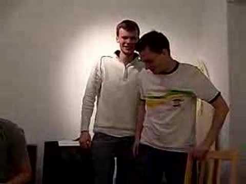 Phippe&Malte tanzen - Boah Mike, echt Alt-Biertestparty