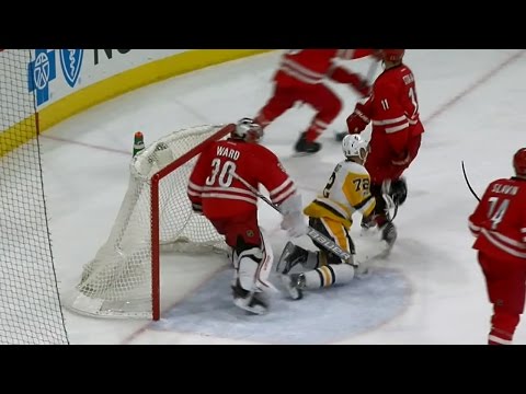 Video: Ward gets away with vicious slash on Hornqvist