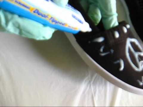 how to dye boots black