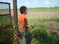 disparando armas