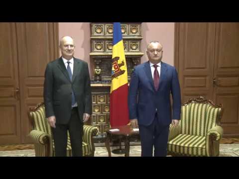 Посол Французской Республики получил награду „Ordinul de Onoare” от президента Республики Молдова
