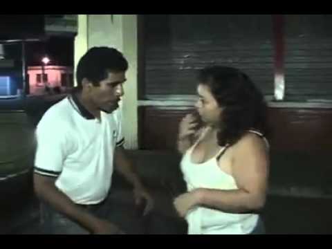 Mujer le roba a un albañil borracho 0 Mujer le roba a un albañil borracho