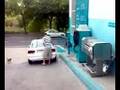 Pimpines lavando sus coches