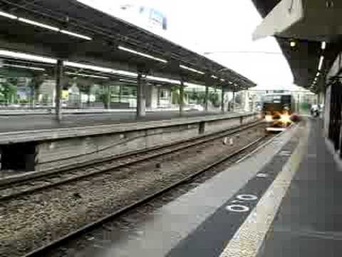 321系　普通　京都行き　新大阪駅到着