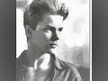 most of the scenes in this video are from my own private idaho. i tried to view river and people he loved from different percpective. meaning that i tried to make parallel between holden and river. all quotations in this video are from the j.d. salinger's the catcher in the rye.  i guess holden and river had something in common.