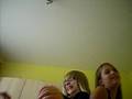dumme schwester und freundin